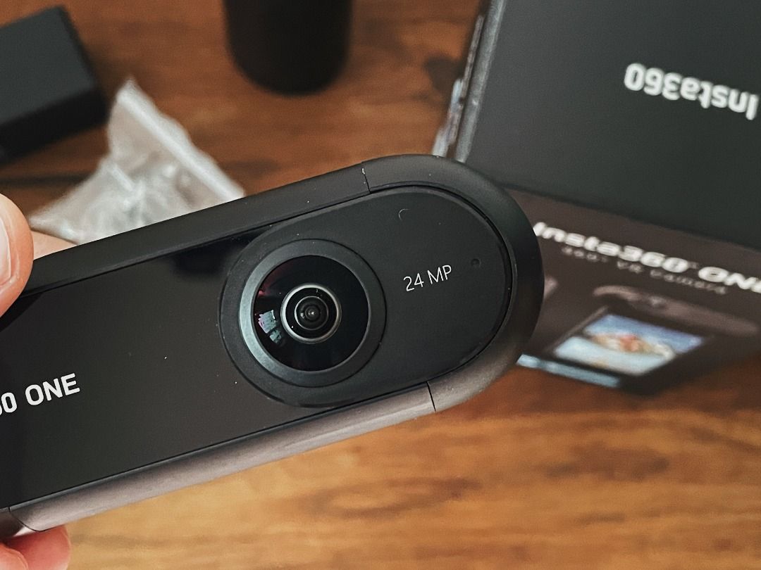 Insta360 One Camera (Category: Cameras) located in Mandaluyong City. Submitted by _banandi (Listing ID 1196264640, Image 3). Description: INSTA360 ONE CAMERA ✦ bought for ₱15,000~ at Digital Walker in 2018 ! ✦ product specs (https://www.insta360.com/product/insta360-one) ✦ no issues with the camera, still working well ! used them to film restaurant walkthroughs ✦ camera stand/case inner rubber not in good condition, will pack separately (instead 