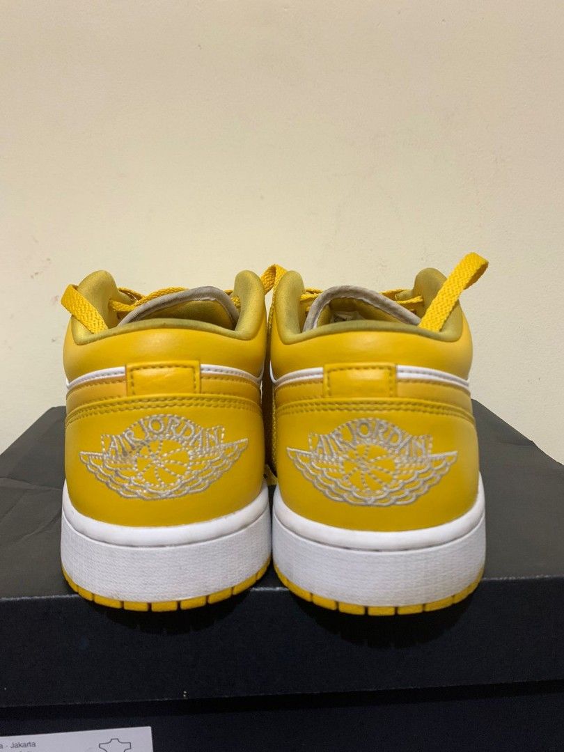 Jordan Mustard Yellow, Fesyen Pria, Sepatu , Sneakers di Carousell