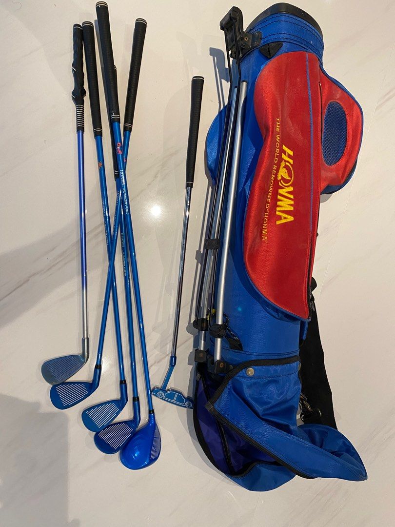 Junior Golf Set, Sports Equipment, Sports & Games, Golf on Carousell