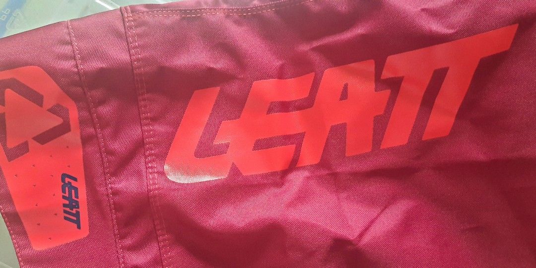 Leatt Mountain Bike Shorts Trail MTB Hiking Camping Enduro Moto Gift (Category: Activewear) located in Mandaluyong City. Submitted by stockoverflow (Listing ID 1196245764, Image 1). Description: Leatt Mountain Bike Shorts Size Large Color Red only Waistline 33-35 inches.