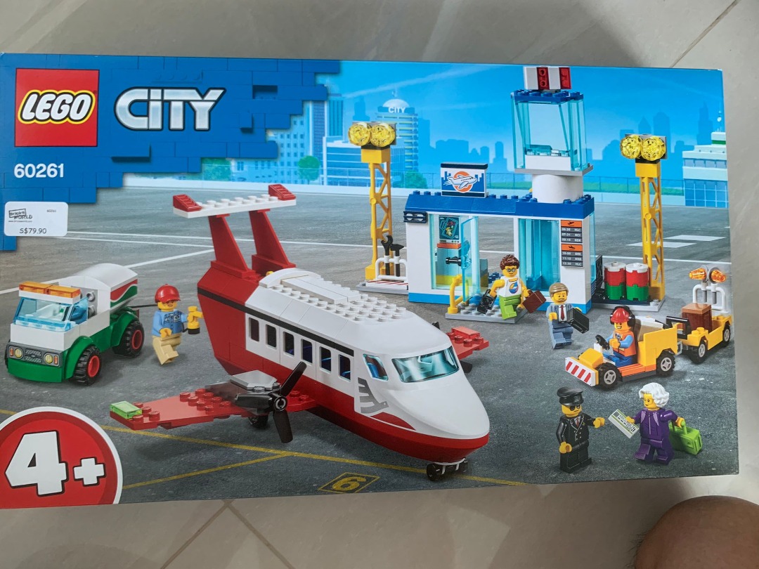 LEGO City Airport 60261 Central Airport Building Kit (286 Pieces ...