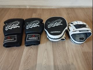 Heatons 2025 boxing gloves