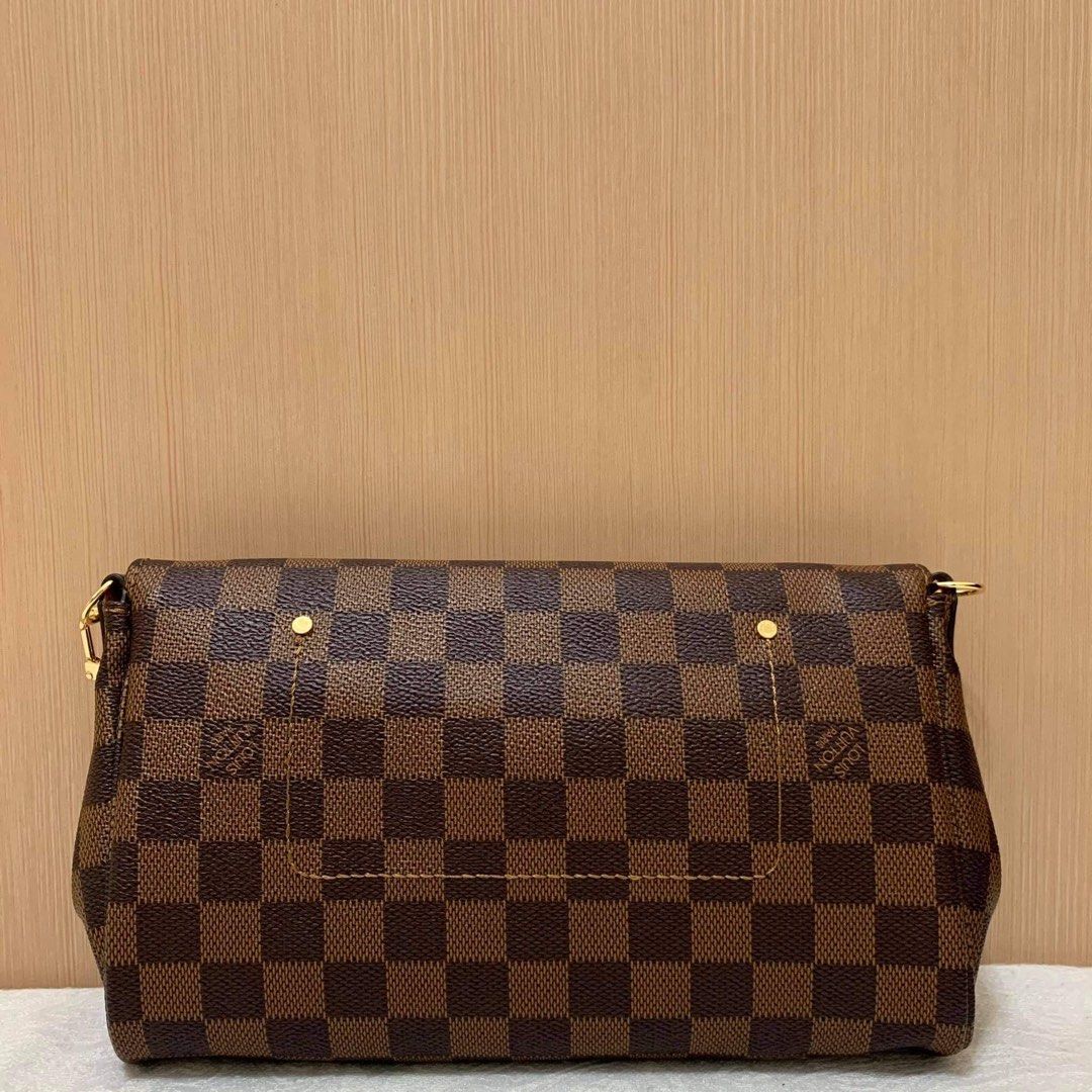 Lv favorite Sling bag (Category: Luxury Bags & Wallets) located in Pasig City. Submitted by lizshoppe (Listing ID 1196196652, Image 2). Description: With dustbag .