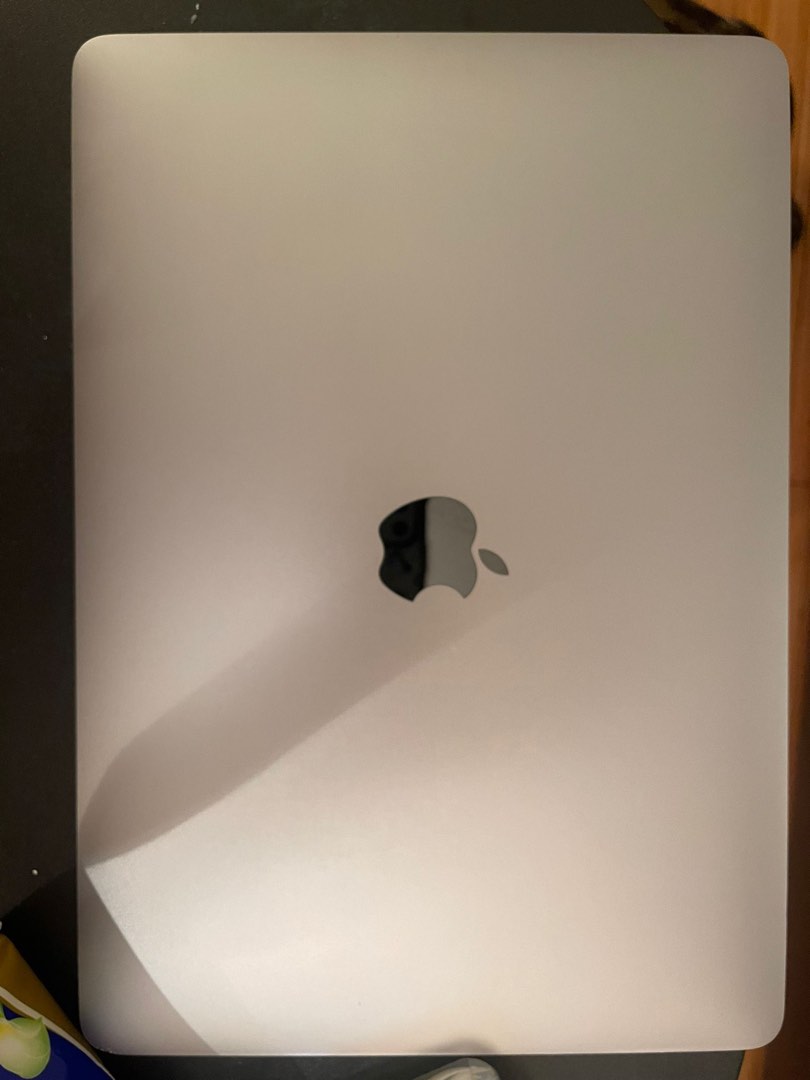 美品 MacBook Air 2020 Core i5/16GB/256GB - www.edufikra.com