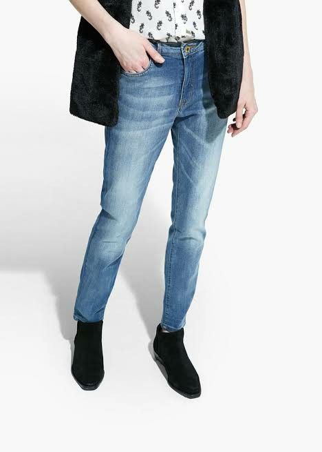 Girlfriend jeans mango online