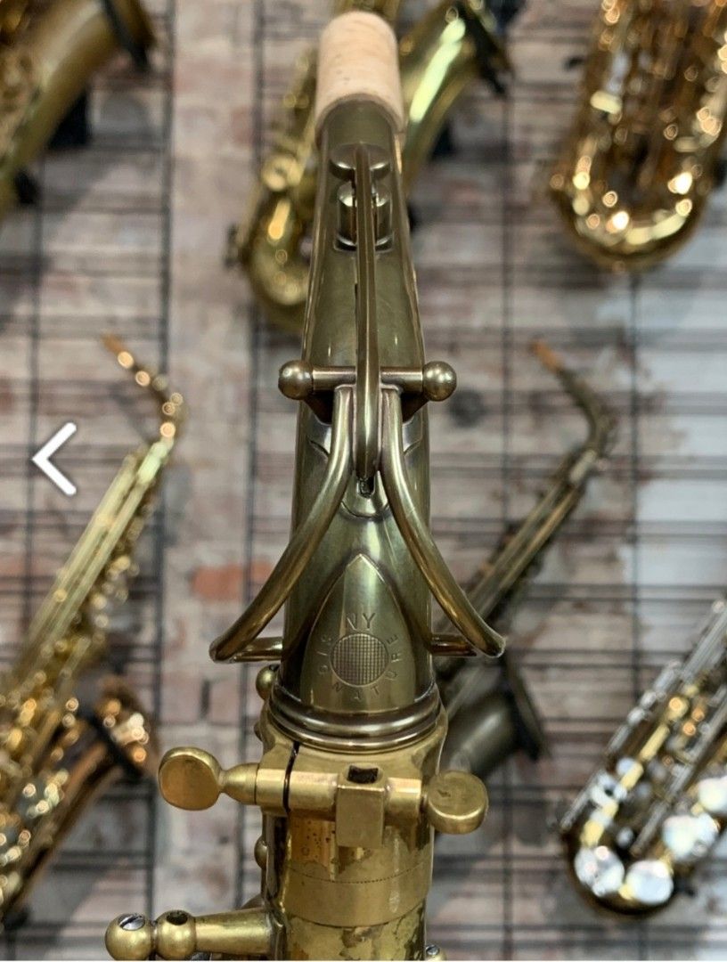 Jl saxophone top