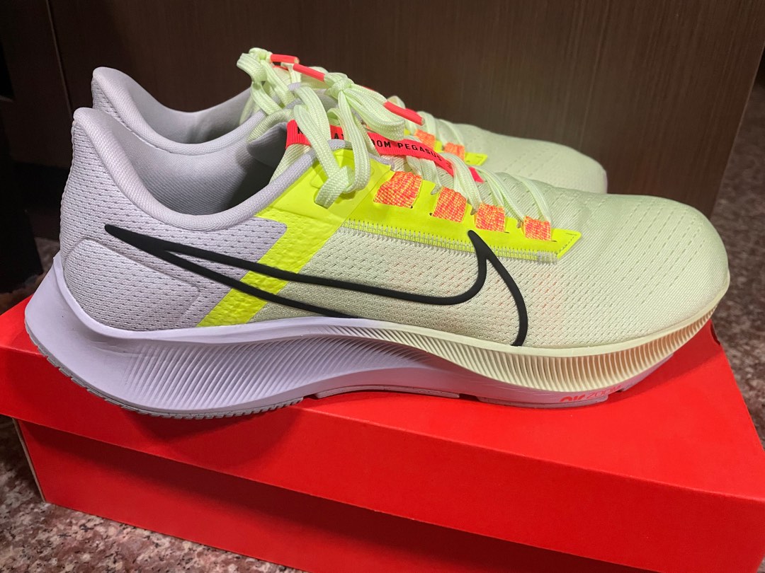 Nike Pegasus 38, Men's Fashion, Footwear, Sneakers on Carousell