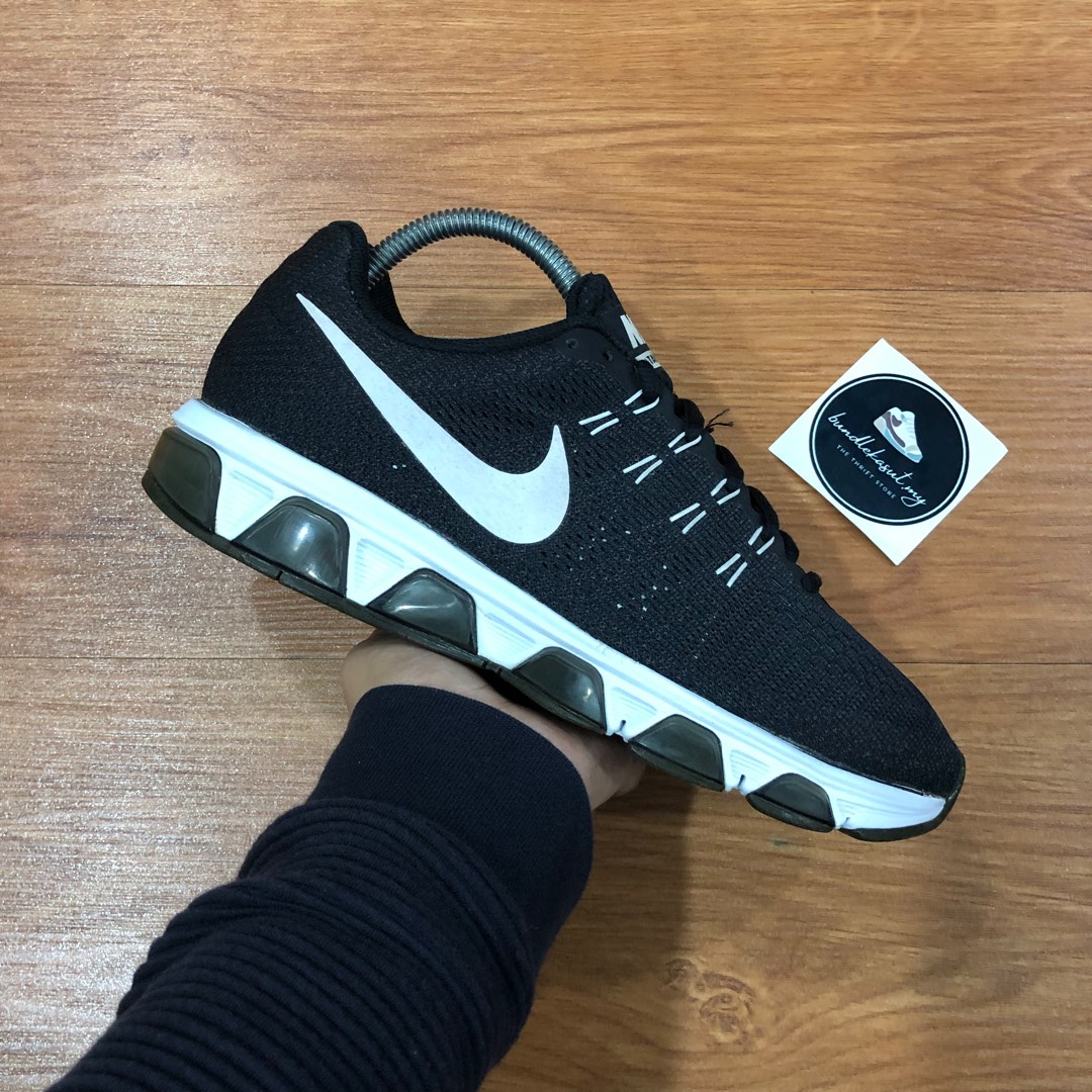 mens nike tailwind 8