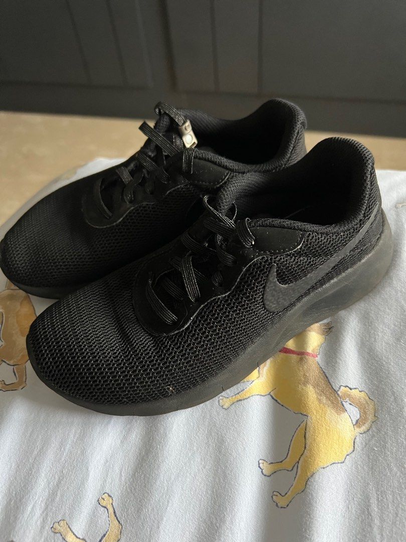 Nike tanjun 216 hotsell