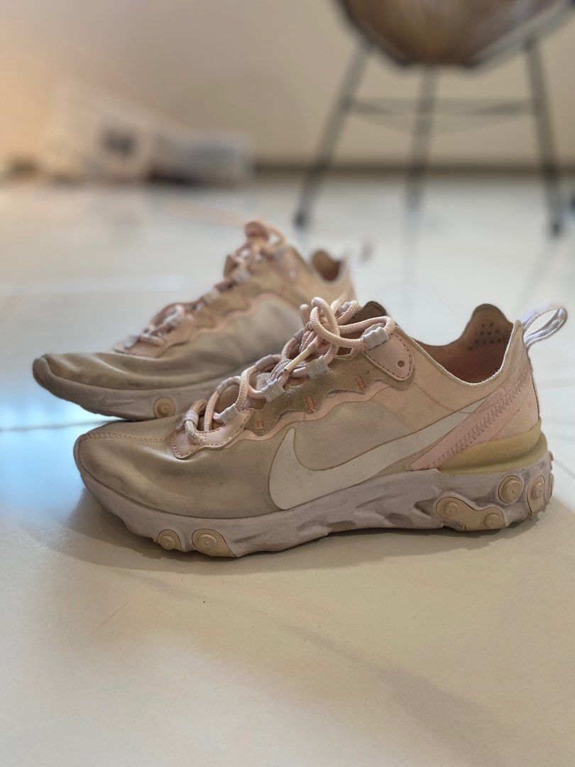 Nike WMNS React Element 55 in blush pink