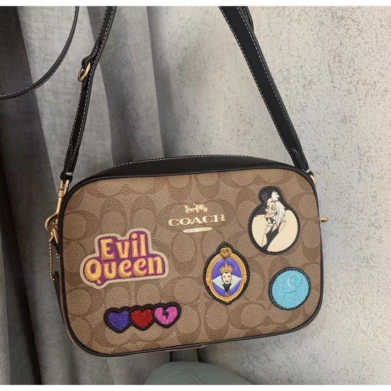 Original Coach Disney Evil Queen Signature Jacquard Shoulder Bag, Luxury,  Bags & Wallets on Carousell