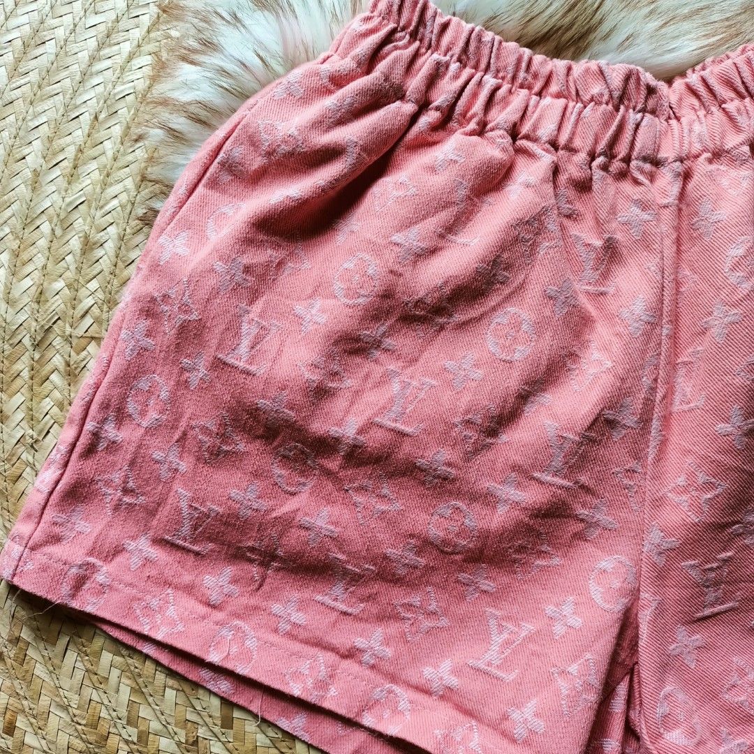65584 auth LOUIS VUITTON pink silk 2022 MONOGRAM OMBRE BERMUDA Shorts Pants  M