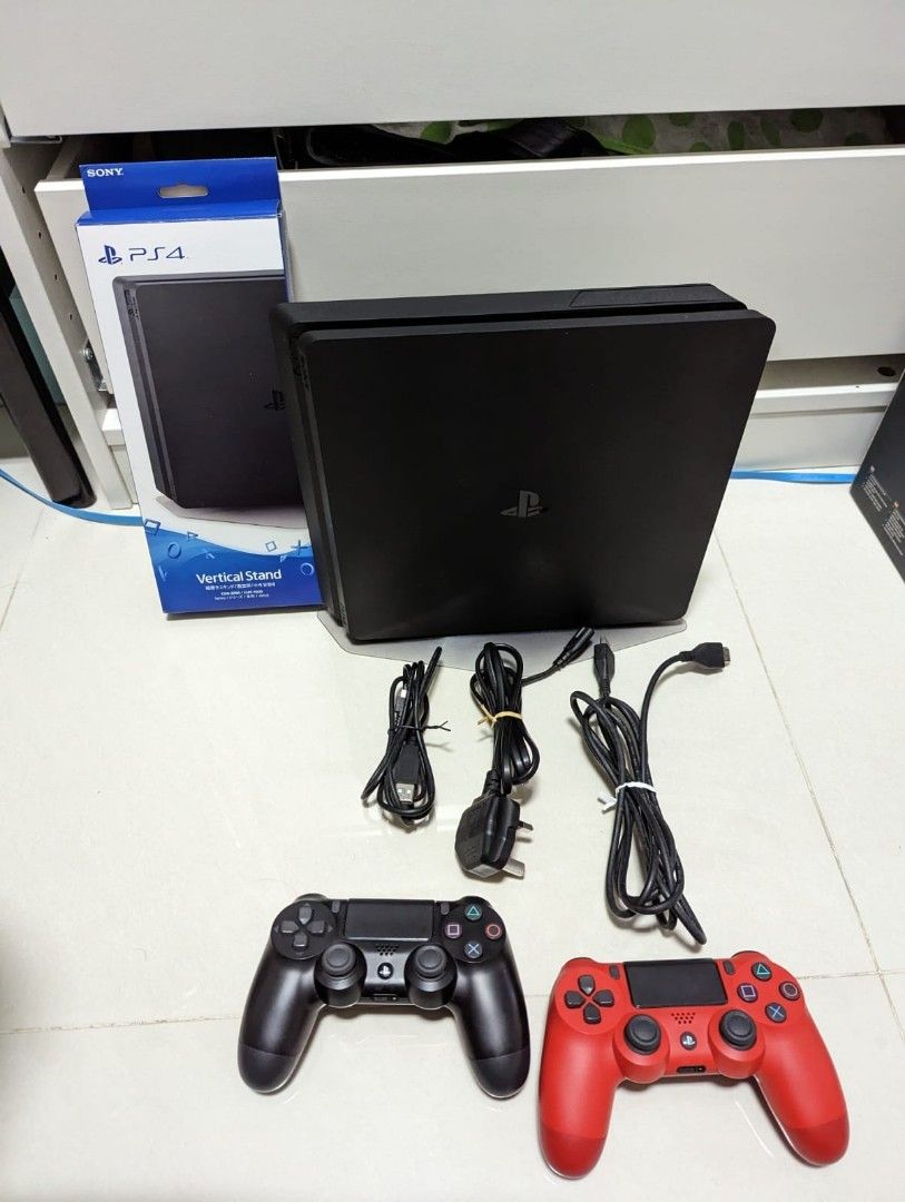Ps4 slim store holiday bundle