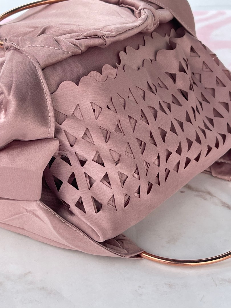 Prayer Wear Satin Silk Laser Cut, Women's Fashion, Muslimah Fashion