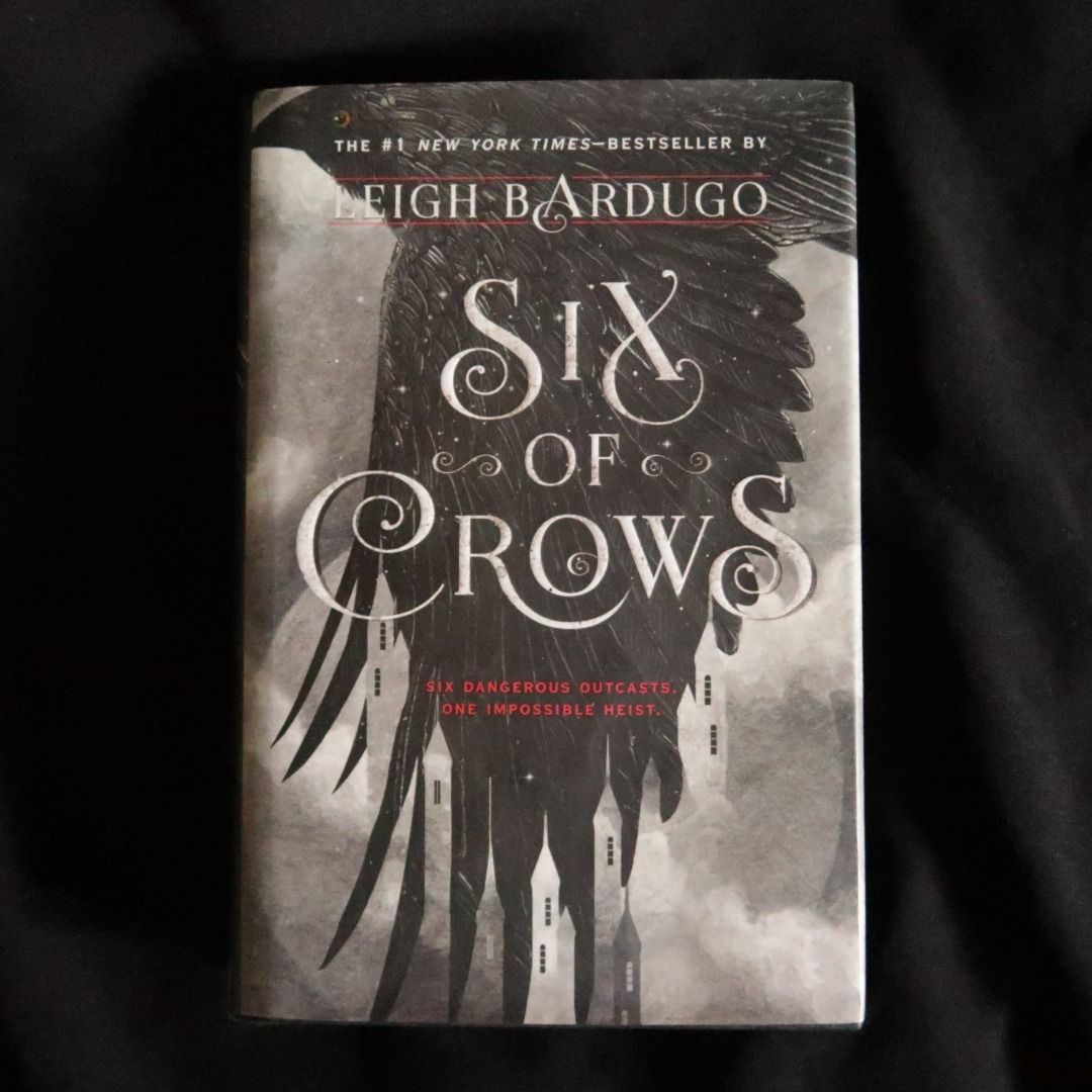[HARDCOVER] Six of Crows (Six of Crows #1) by Leigh Bardugo, Hobbies ...