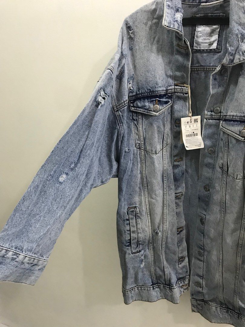 Pull and bear denim jacket, Women's Fashion, Coats, Jackets and