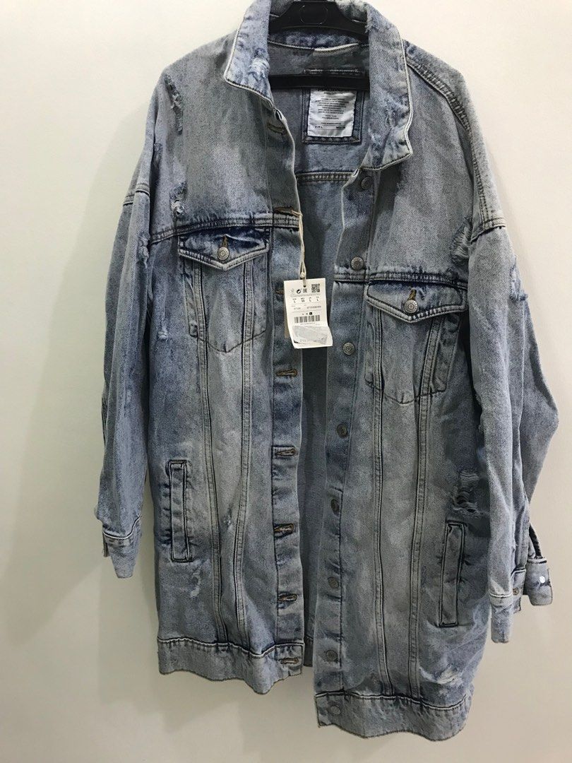 Pull and bear denim jacket, Women's Fashion, Coats, Jackets and