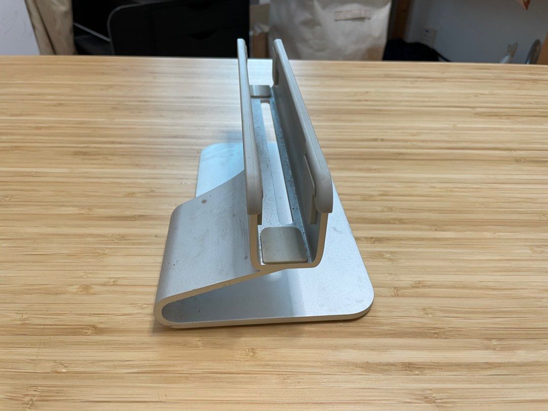 Rain Design mTower vertical laptop stand, Computers & Tech, Parts