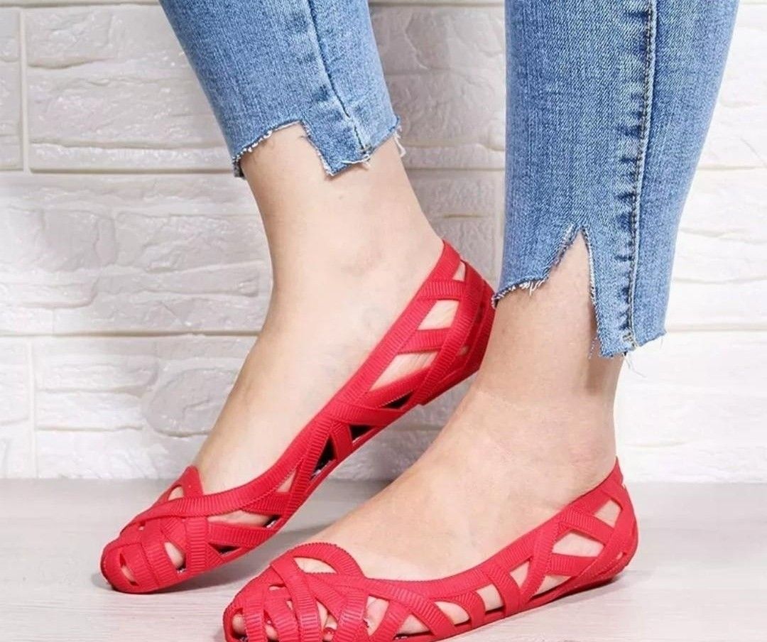 Red jelly new arrivals slides
