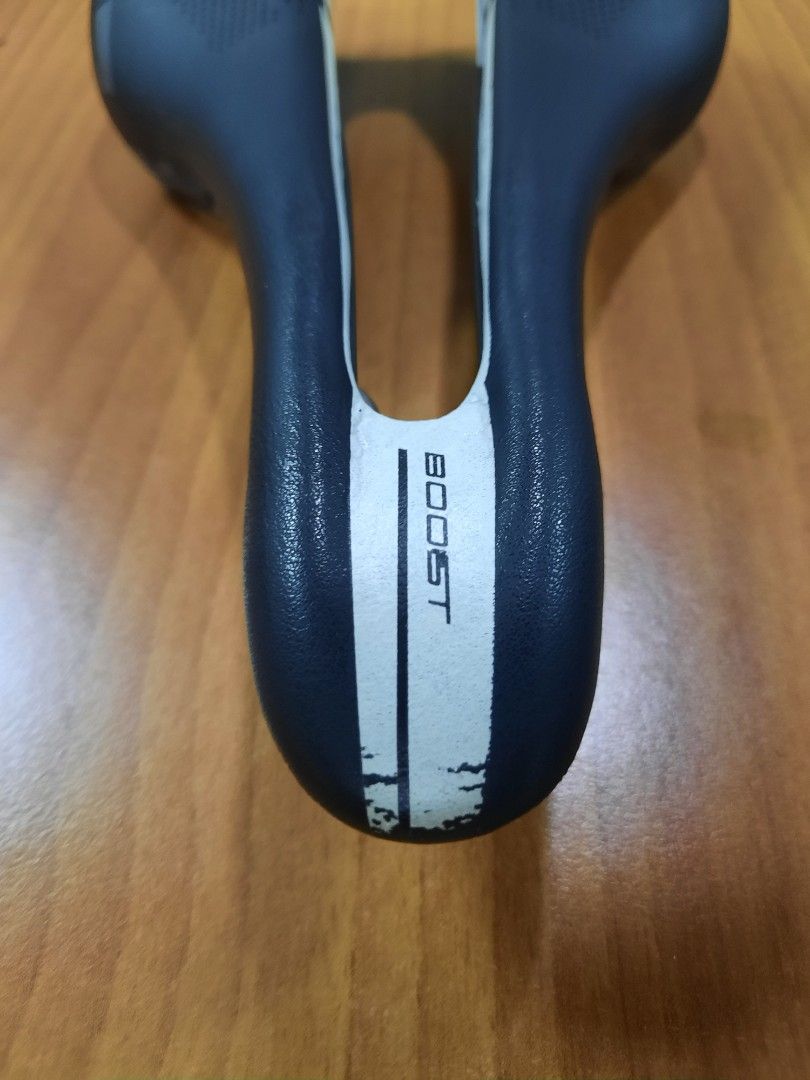 Selle Italia SLR Boost Endurance Bike Saddle, Sports Equipment