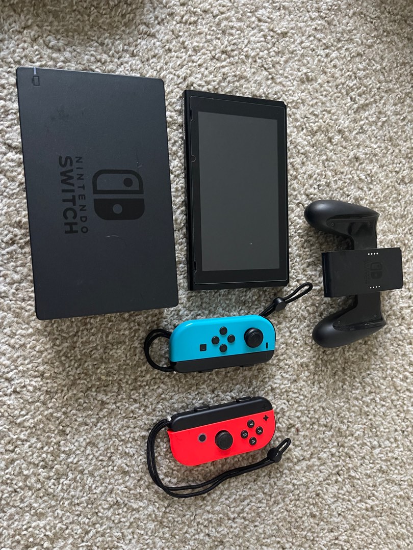 Selling Nintendo Switch V1 Unpatched, Video Gaming, Video Game Consoles