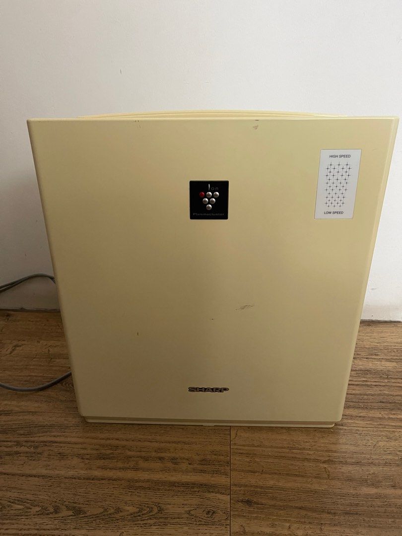 sharp ioniser