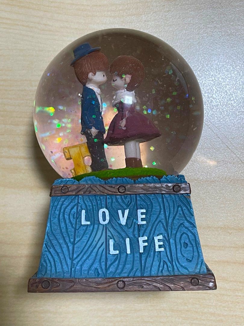 Romantic lovely couple snow globe (w music & lights), Furniture & Home  Living, Home Decor, Other Home Decor on Carousell