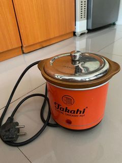 Takahi Slow Cooker 0.7 Liter