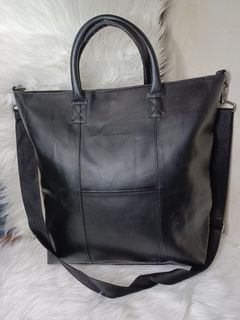 TAS WANITA TOTE SHOULDER HITAM KULIT