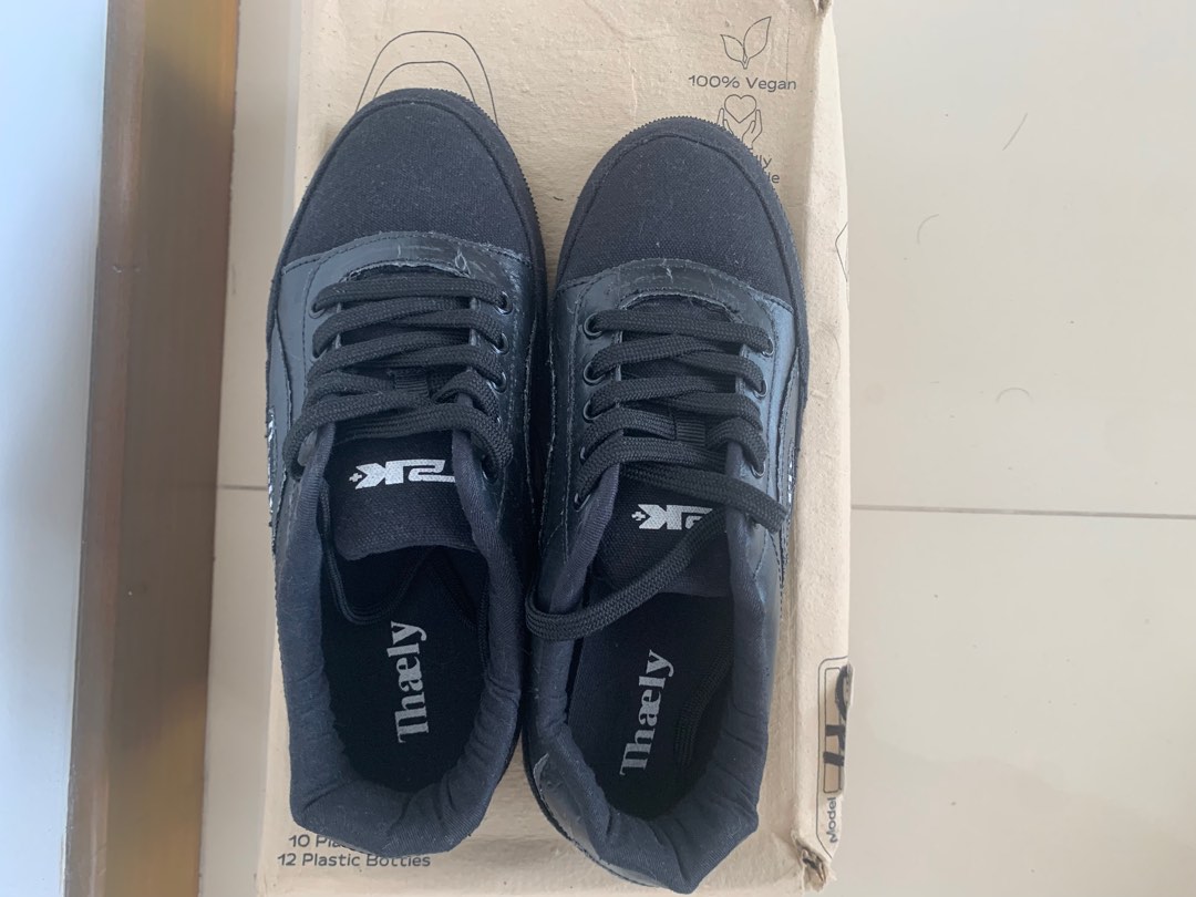 Thaely y2k pro black shoes, Men's Fashion, Footwear, Sneakers on Carousell