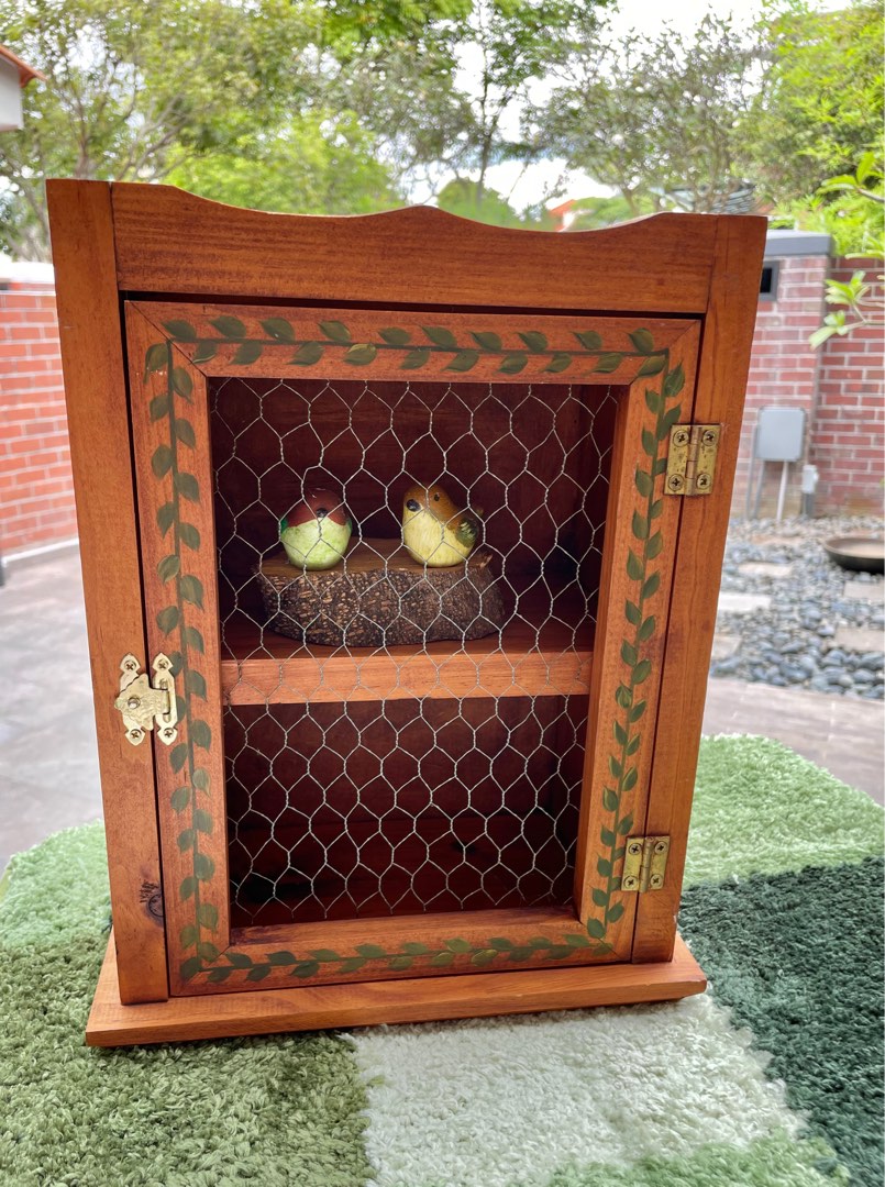 Timber with Love Birds, Furniture & Home Living, Home Decor