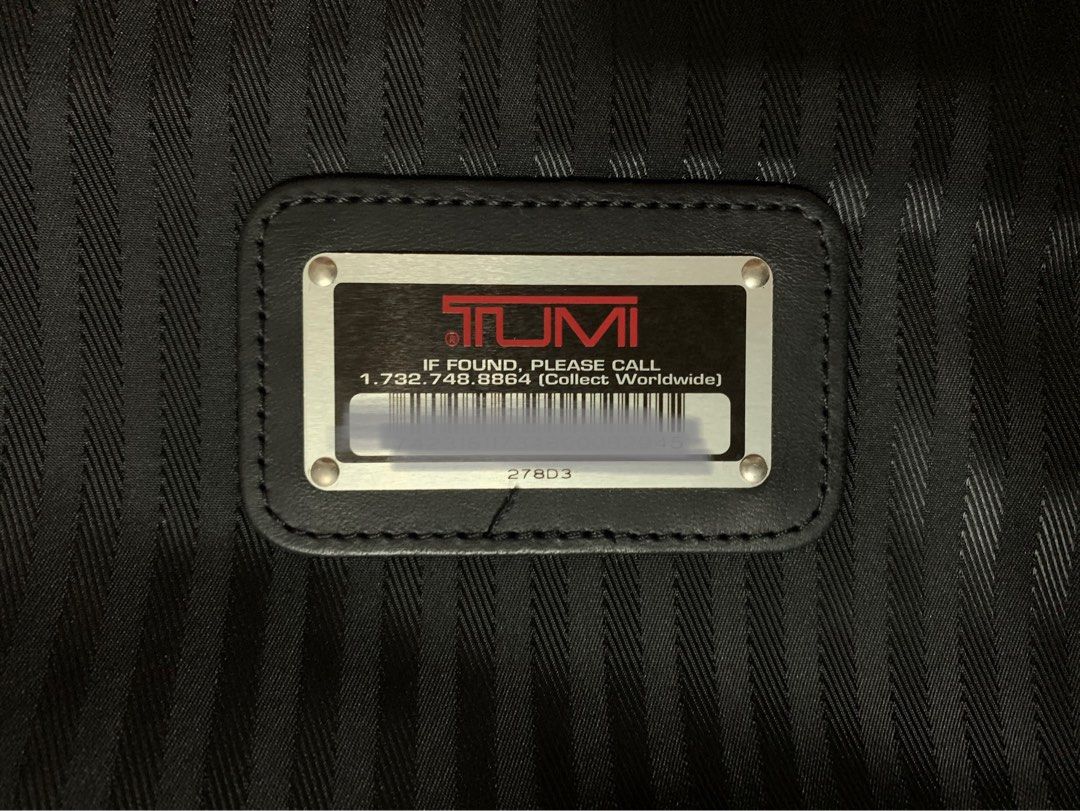 Tumi Expandable Overnight Weekender CarryOn / Cabin Travel Luggage / Duffel Bag 278D3, Hobbies