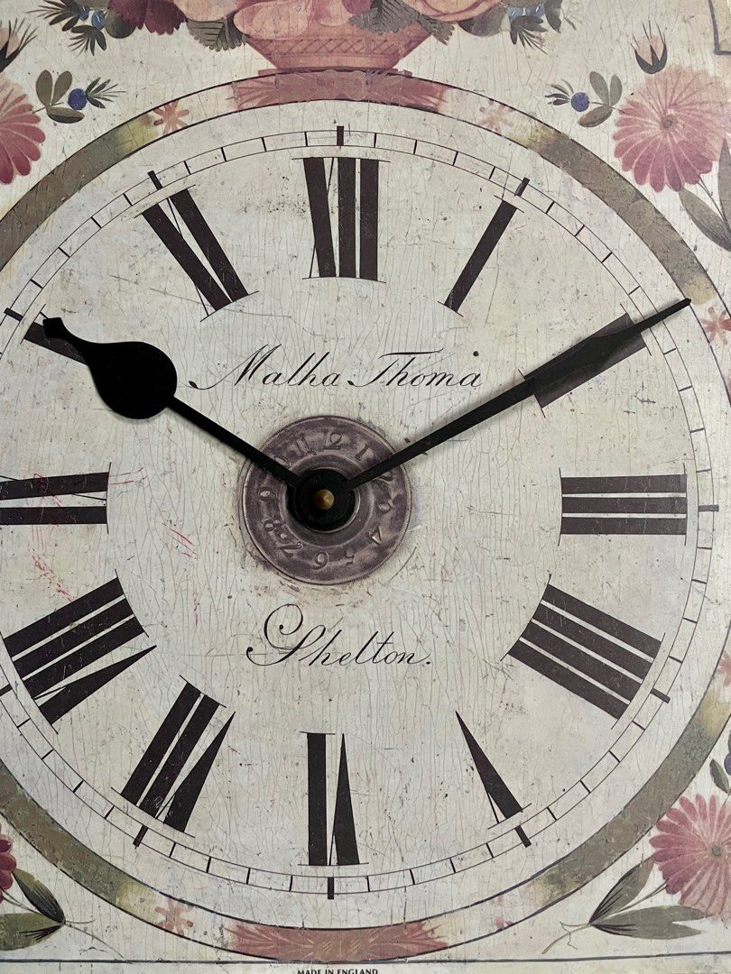 Vintage English Wall Clock Japan Quartz Movement 28x39cms, Furniture