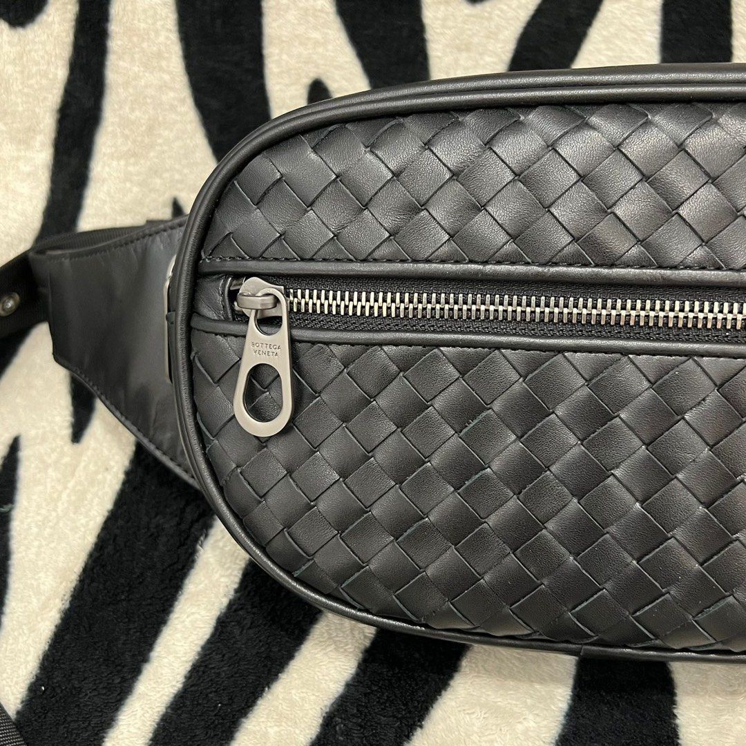 Bottega veneta store waist bag