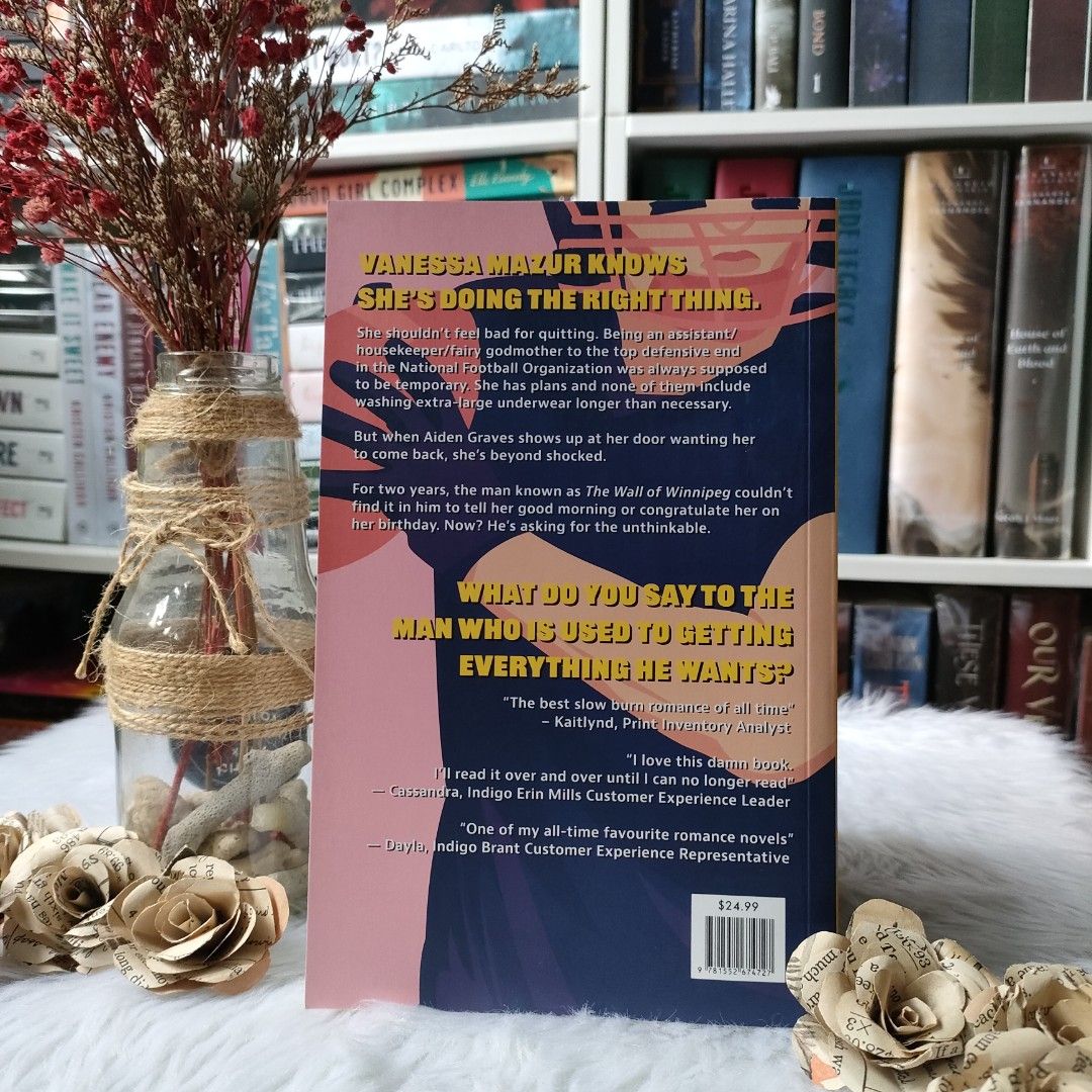 Wall of Winnipeg and Me (Mariana Zapata) *Indigo Pub*, Hobbies & Toys