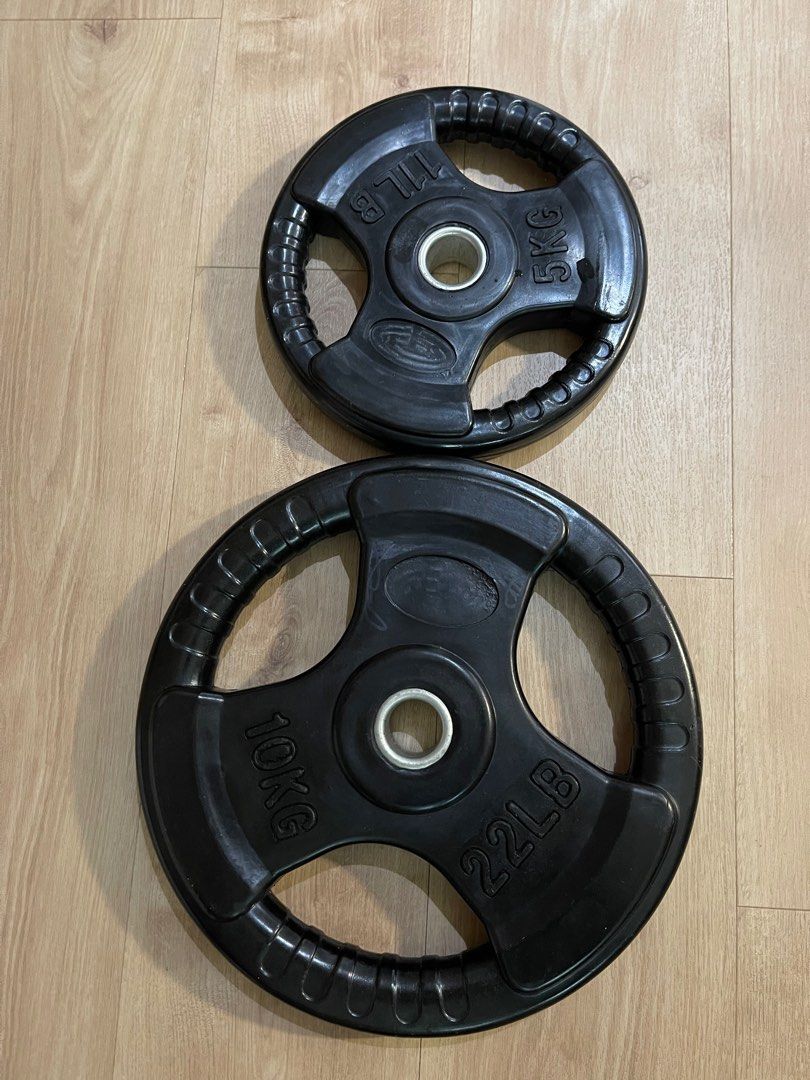 Weight plates 10kg & 5kg, Sports Equipment, Exercise & Fitness, Weights