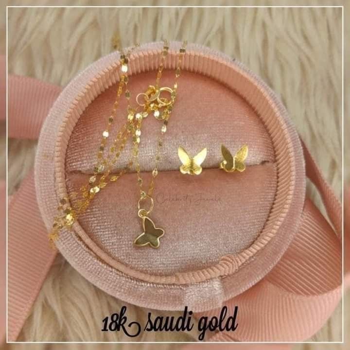 18k saudi gold jewelry set (Category: Body Jewelry) located in Quezon City. Submitted by laxmi616 (Listing ID 1196549976, Image 2). Description: plus shipping payment first before shipping.