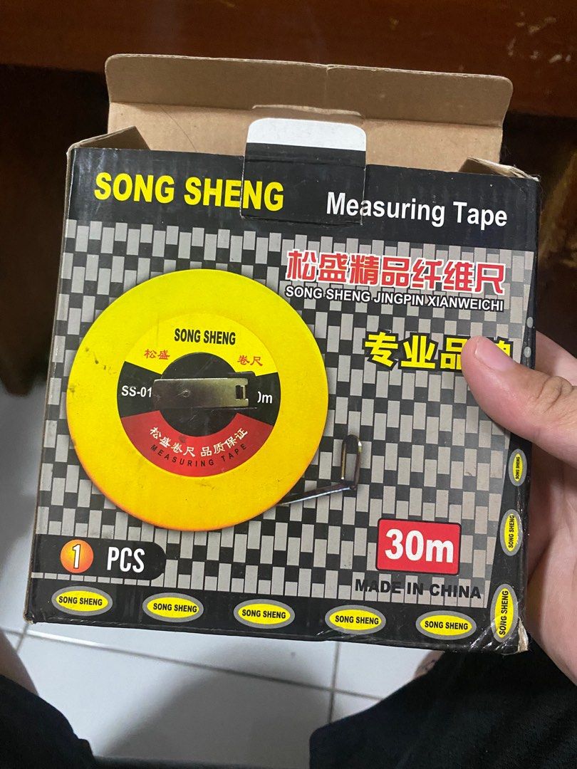 30m measuring tape: broken hinge but can be fixed (Category: Construction Tools & Equipment) located in Las Pinas. Submitted by johnsantos10 (Listing ID 1196427635, Image 1). Description: 30m measuring tape. Broken hinge only but can be fixed for hinge to function again. Selling for a really low price.