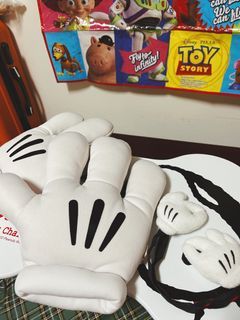 迪士尼 園區 米奇手 大手套 派對道具🎉 萬事ok 掛飾
