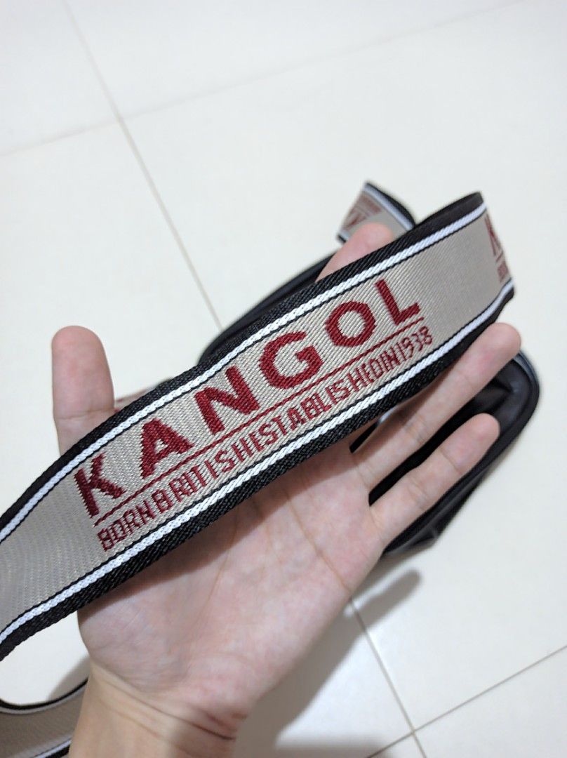 🦘 Authentic Kangol Bag (Category: Luxury Bags & Wallets) located in Taguig. Submitted by dropthatstuffph (Listing ID 1196602252, Image 2). Description: 🦘 Authentic Kangol Bag No issue Condition: 10/10 Location: Arca South Taguig City Price: 500 + sf jnt/lalamove/grab/gogo.