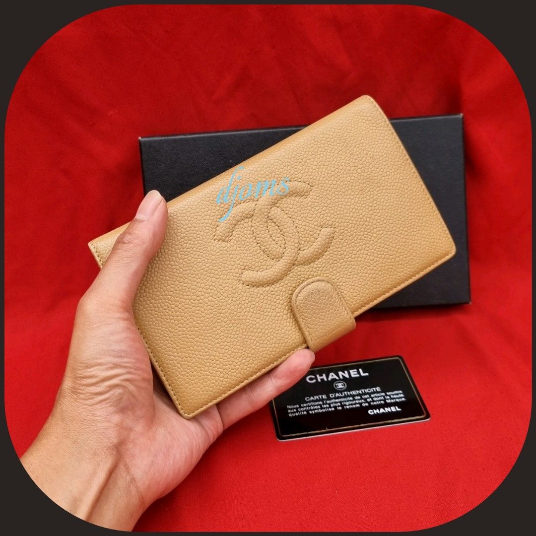 🛑 Chanel Beige Caviar Long Wallet (Category: Luxury Bags & Wallets) located in Baguio. Submitted by bagluxers_haven (Listing ID 1196626244, Image 3). Description: 🛑Available On Hand_. 🛑Authentic Chanel Beige Caviar Leather Long Wallet 》Snap closure with a kisslock inside coin pocket, 1 main bill pocket, 6 card slots,& 2 extra slip pockets. 》Made in France with intack Serial Sticker. 🛑OVERALL CONDITION : 8/10 Preloved, Very Good Condition with