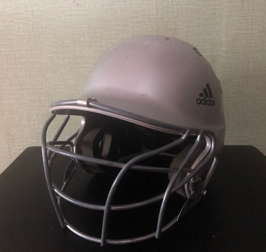 Adidas Baseball helmet with face guard Sports Equipment Other