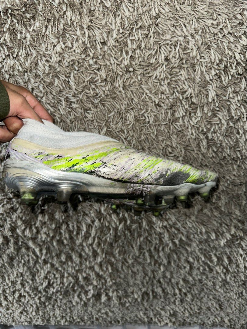 Adidas Copa 20+ Uniforia Laceless, Sports Equipment, Other Sports Equipment  and Supplies on Carousell