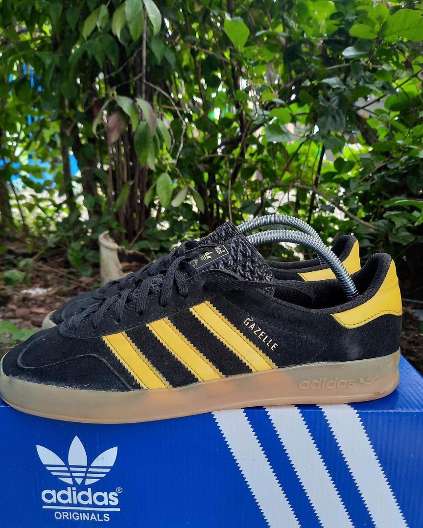 Harga adidas best sale gazelle indoor original