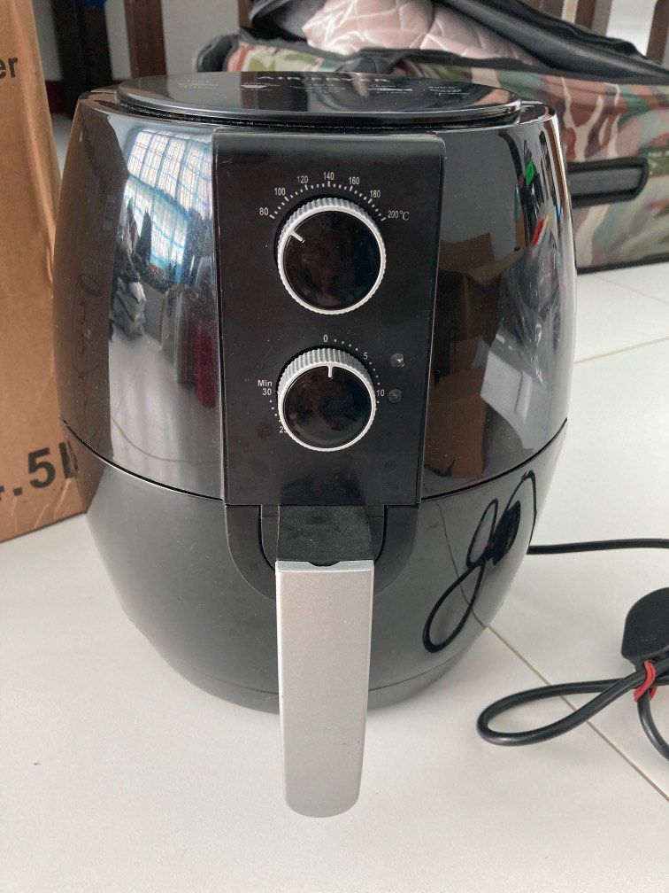 Air Fryer, TV & Home Appliances, Kitchen Appliances, Fryers on Carousell