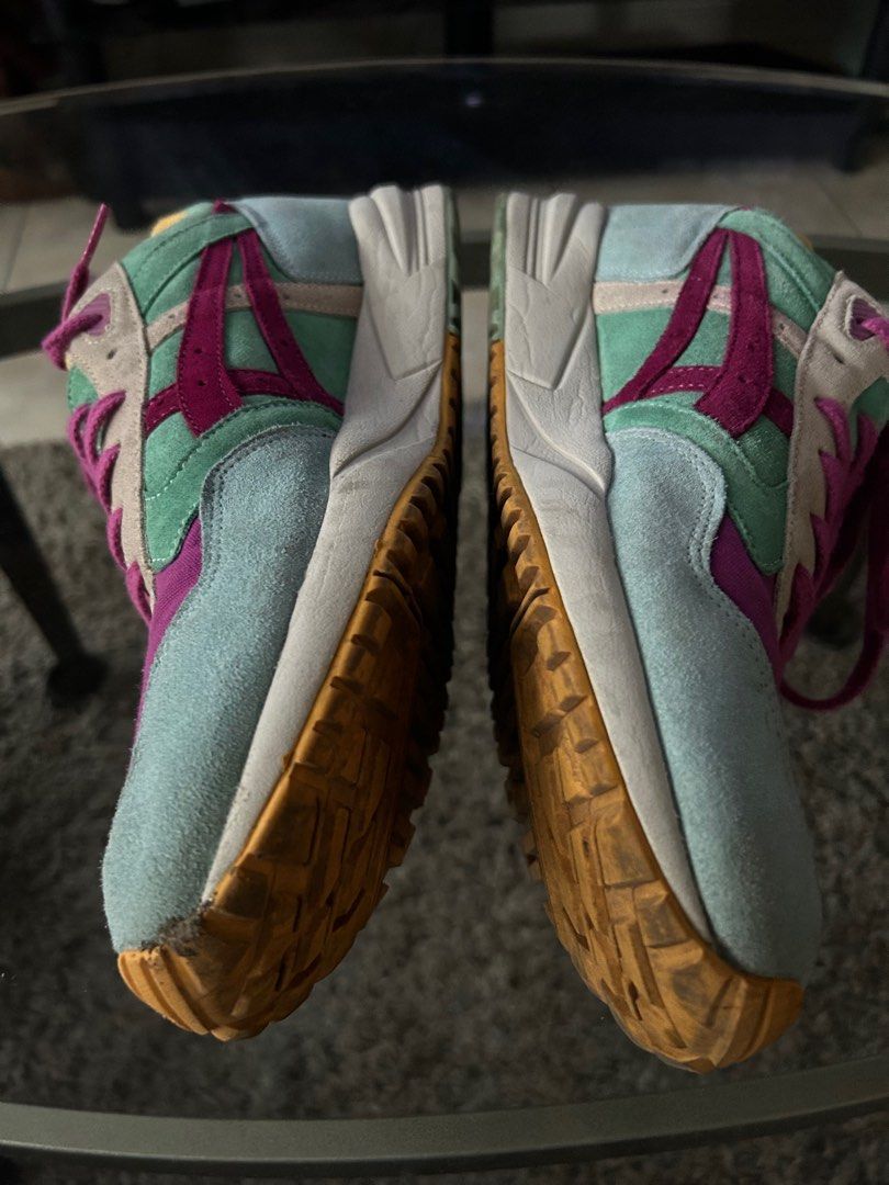 Lily brown asics top gel saga