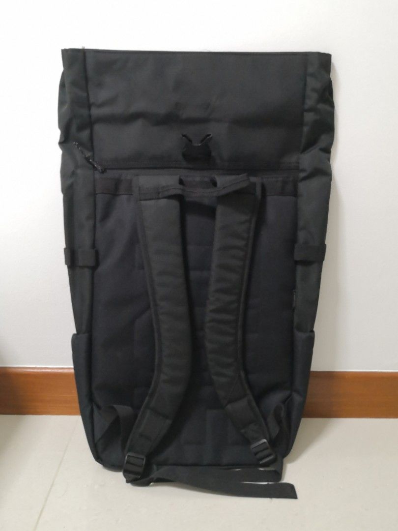Asus TUF Laptop Backpack Bag, Men's Fashion, Bags, Backpacks on Carousell