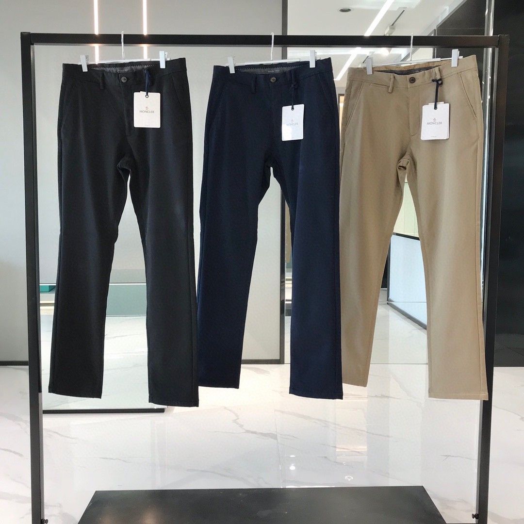 Moncler PANTALÓN de Hombre Pantalones  Tienda oficial online  Casual  trousers Mens pants Pocket pants
