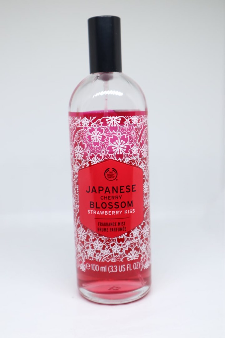 Body Shop Japanese Blossom Strawberry Kiss, Beauty & Personal Care