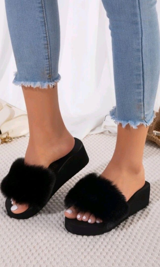 Furry sandal slides hot sale